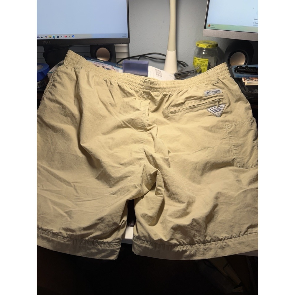 MENS SIZE 32 100% NYLON TAN BERMUDA SWIM SHORTS WITH LINER - Picture 3 of 8